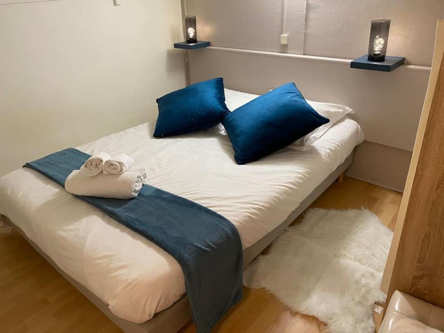 The Blue Apartment Lyon Exterior photo